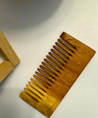 Neem Wood Detangling Comb – Oil-Treated Comb for Curly Hair